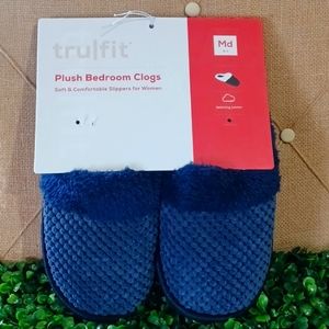 Plush bedroom clogs